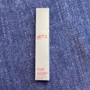 Bite beauty brand new never used Matt crème lip crayon in Molasses